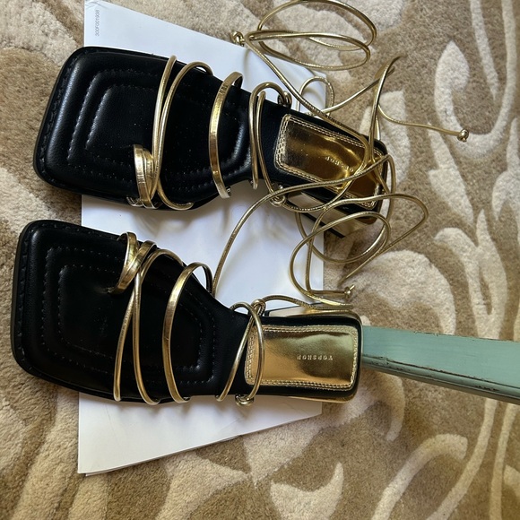 Sandals - Picture 4 of 5